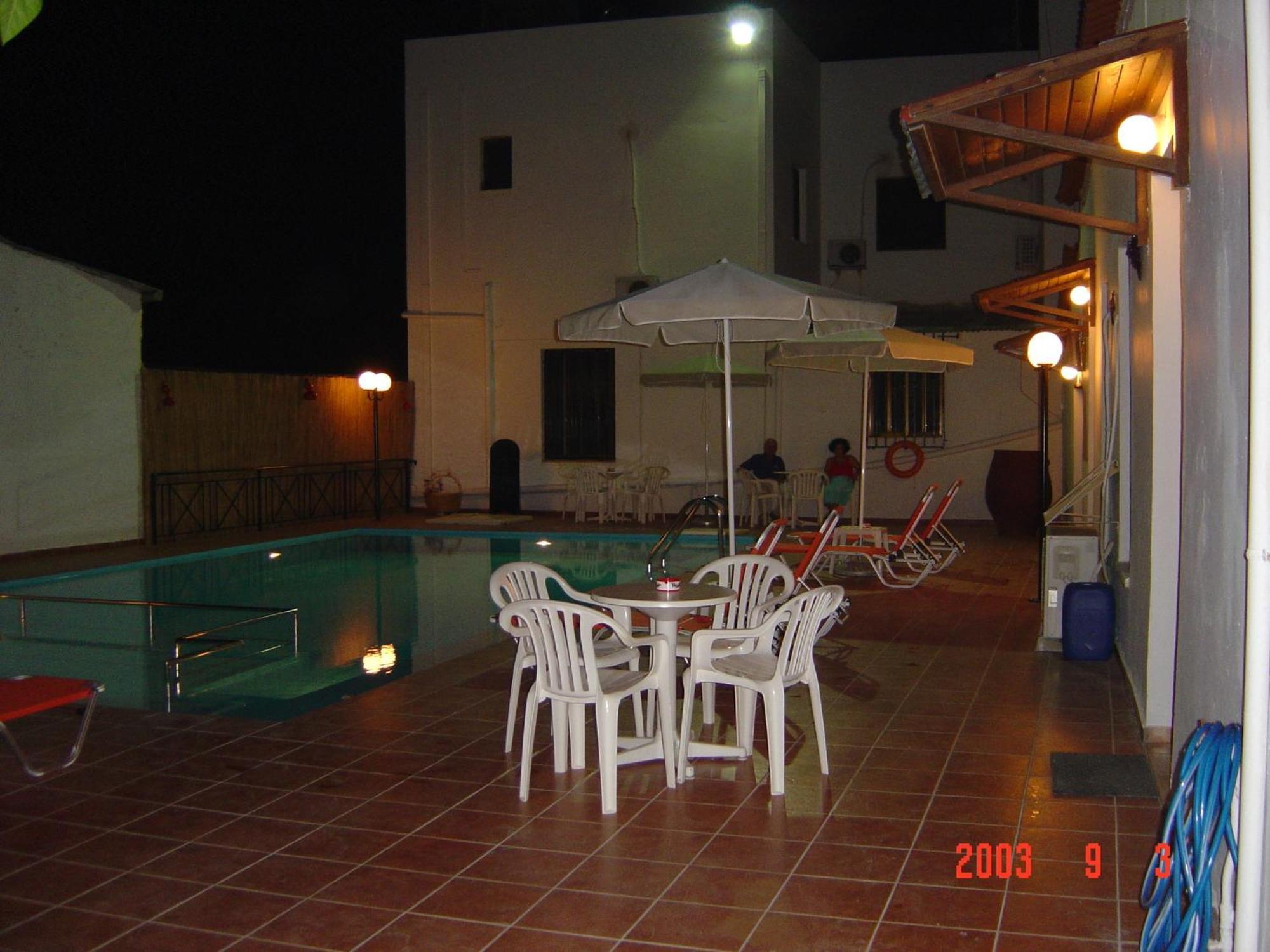 Iliaktida Apartments Rapanianá Екстериор снимка